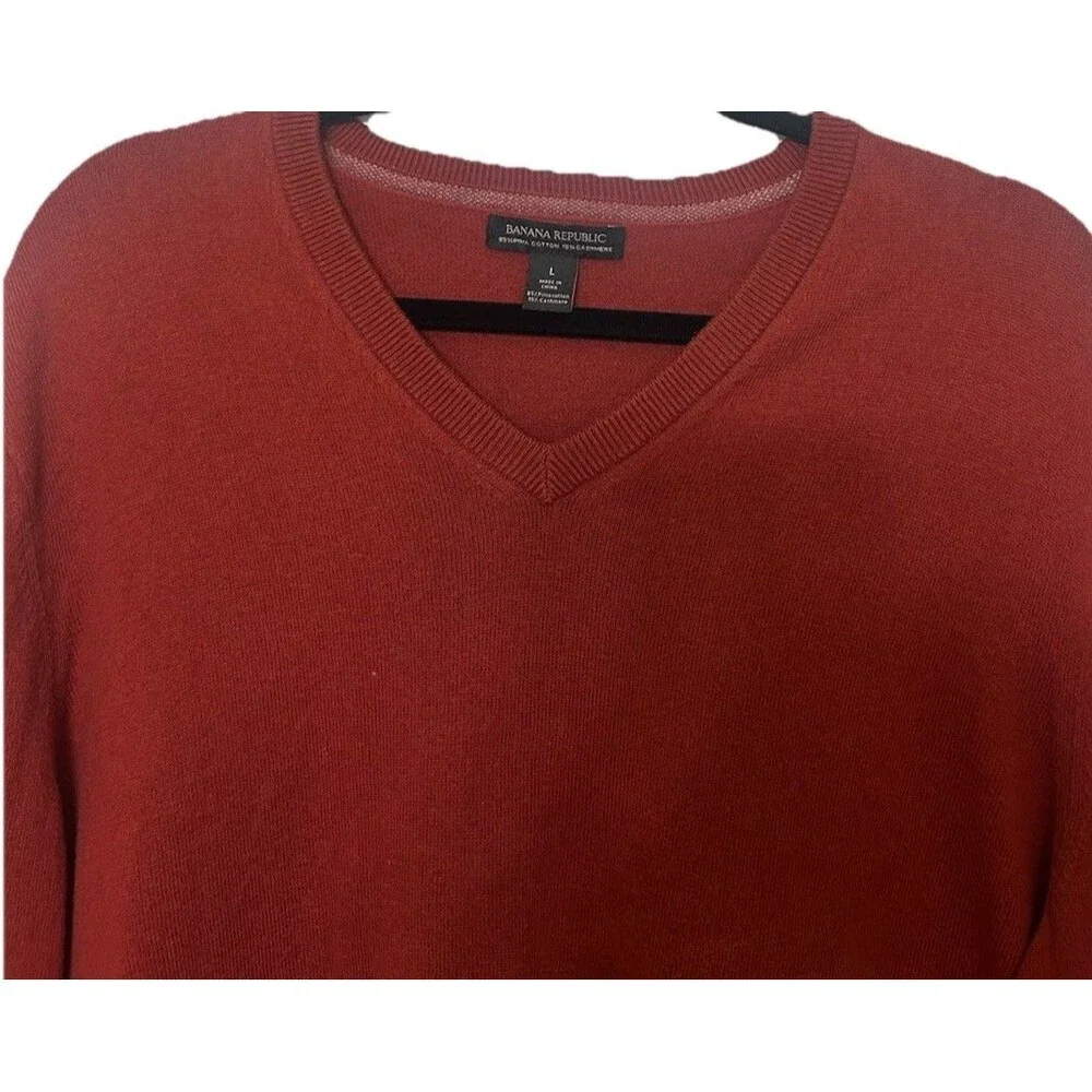 Banana Republic Men's L Pima Cotton Cashmere Brick Red  V Neck Sweater Pullover